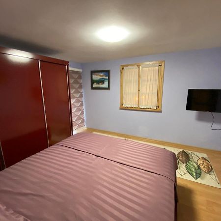 B & B Pogradec Exteriér fotografie